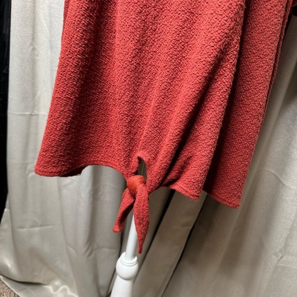 Rust Colored Relaxed Tie Front Short Sleeve Blouse 3X - Picture 5 of 9